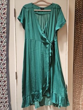 Who What Wear Teal Green XL Silky Wrap Dress